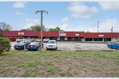 6126 Montgomery Drive, Windcrest, TX 78239 - Photo 15