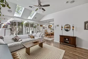 5600 Teri Rd, Austin, TX 78744 - Photo 13