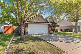 5600 Teri Rd, Austin, TX 78744 - Photo 3