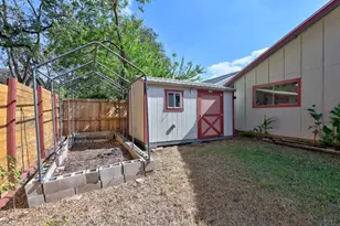 6608 Krollton Dr, Austin, TX 78745 - Photo 31