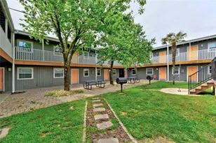 2401 Manor Rd, Austin, TX 78722 - Photo 19