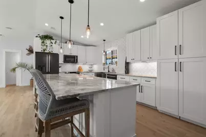 120 Acapulco Drive, Lakeway, TX 78734 - Photo 9