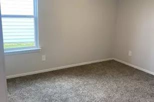 509 Pickel Dr, Rockdale, TX 76567 - Photo 9