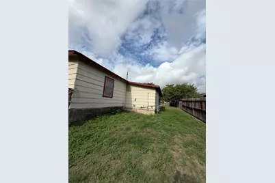 7305 Providence Avenue, Austin, TX 78752 - Photo 5