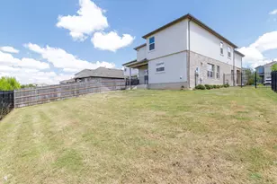 8015 Purple Aster Pass, Lago Vista, TX 78645 - Photo 23