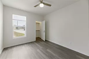 135 Koele Ct, Bastrop, TX 78602 - Photo 17