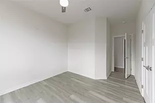 135 Koele Ct, Bastrop, TX 78602 - Photo 27