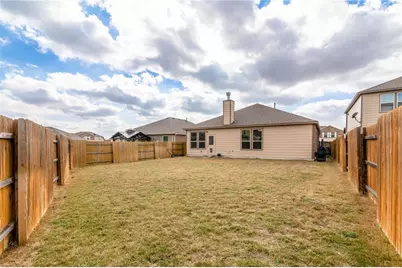 19633 Dunstan Beacon Lane, Pflugerville, TX 78660 - Photo 9
