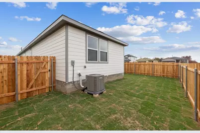 404 Sullivan Way, Elgin, TX 78621 - Photo 23