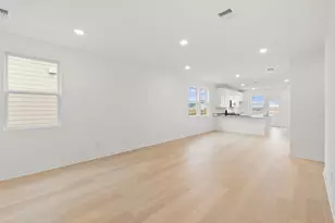 404 Sullivan Way, Elgin, TX 78621 - Photo 5