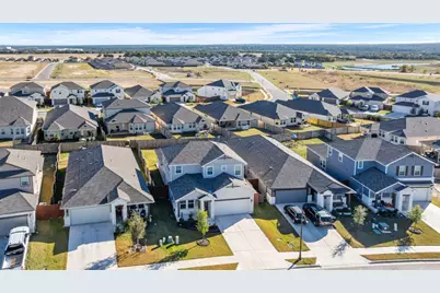 520 Loriner Way, Liberty Hill, TX 78642 - Photo 35