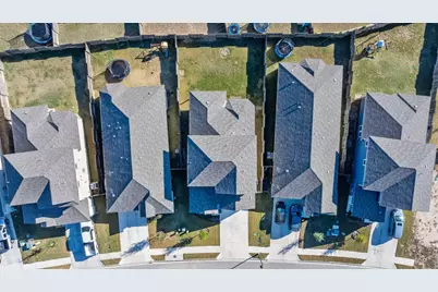 520 Loriner Way, Liberty Hill, TX 78642 - Photo 37