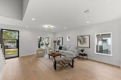 13 Autumn Oaks Drive, Lakeway, TX 78738 - Photo 3