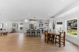 13 Autumn Oaks Dr, Lakeway, TX 78738 - Photo 7