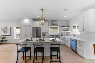 13 Autumn Oaks Dr, Lakeway, TX 78738 - Photo 9