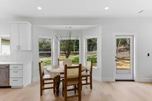 13 Autumn Oaks Dr, Lakeway, TX 78738 - Photo 15