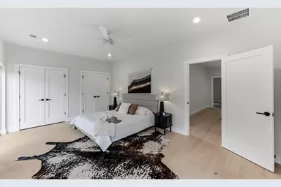 13 Autumn Oaks Drive, Lakeway, TX 78738 - Photo 17