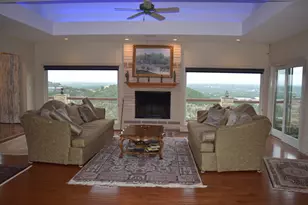 695 Sunset Dr, Wimberley, TX 78676 - Photo 9