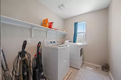 325 Fort William Street, Hutto, TX 78634 - Photo 25