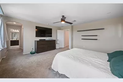 325 Fort William Street, Hutto, TX 78634 - Photo 17