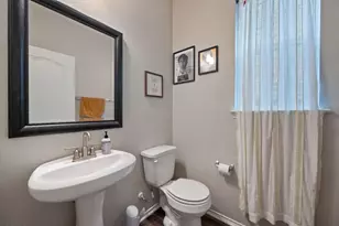 325 Fort William St, Hutto, TX 78634 - Photo 13