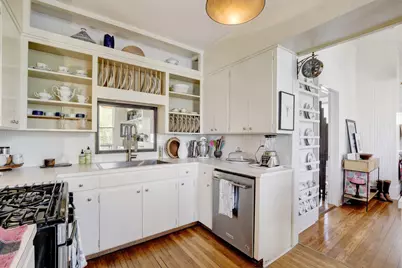 221 N Johnson Avenue, San Marcos, TX 78666 - Photo 9