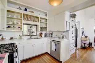 221 N Johnson Ave, San Marcos, TX 78666 - Photo 9