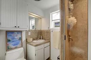 221 N Johnson Ave, San Marcos, TX 78666 - Photo 23