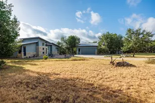 102 Leach Ln, Wimberley, TX 78676 - Photo 3