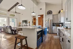 102 Leach Ln, Wimberley, TX 78676 - Photo 7
