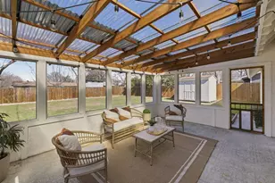 8100 Stillwood Ln, Austin, TX 78757 - Photo 33