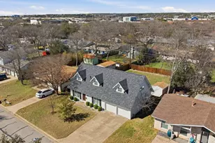8100 Stillwood Ln, Austin, TX 78757 - Photo 3