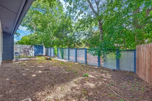 2102 Lear Ln, Austin, TX 78745 - Photo 29