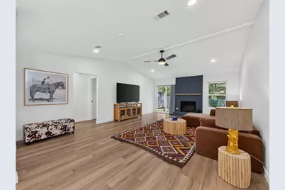 2102 Lear Lane, Austin, TX 78745 - Photo 13
