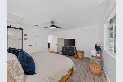 2102 Lear Lane, Austin, TX 78745 - Photo 17