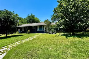 1610 Wilshire Blvd, Austin, TX 78722 - Photo 3