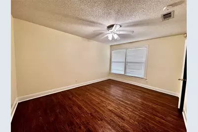 1610 Wilshire Boulevard, Austin, TX 78722 - Photo 13
