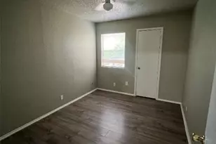 901 Taulbee Ln, Austin, TX 78757 - Photo 15