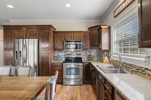 811 County Road 130 Rd, Burnet, TX 78611 - Photo 15