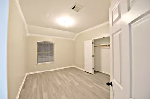 1933 Chasewood Dr, Austin, TX 78727 - Photo 21