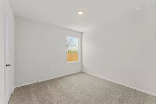 304 Wild Goose Dr, Luling, TX 78648 - Photo 7