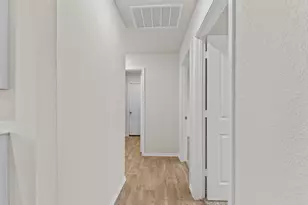 304 Wild Goose Dr, Luling, TX 78648 - Photo 9