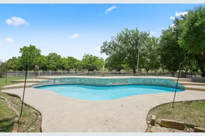 280 Windy Lane, Taylor, TX 76574 - Photo 29