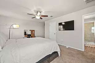 528 Twisted Oaks Ln, Buda, TX 78610 - Photo 17