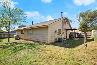 3505 Rocky Hollow Trail #B, Georgetown, TX 78628 - Photo 17