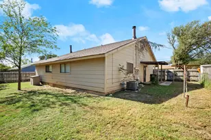 3505 Rocky Hollow Trail, Georgetown, TX 78628 - Photo 17