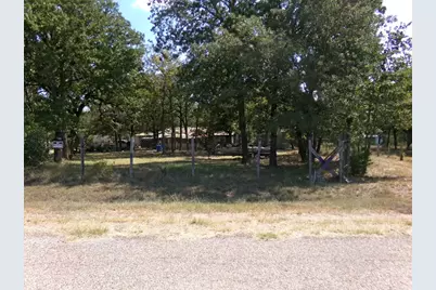 386 Hidden Oaks Drive, Elgin, TX 78621 - Photo 1