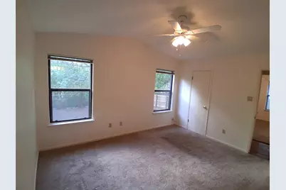 6807 Colony Loop Drive, Austin, TX 78724 - Photo 5