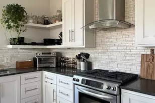 502 W 51st St, Austin, TX 78751 - Photo 9