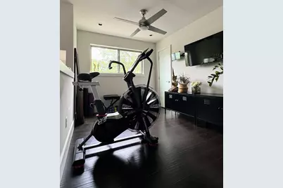 502 W 51st Street #D, Austin, TX 78751 - Photo 17
